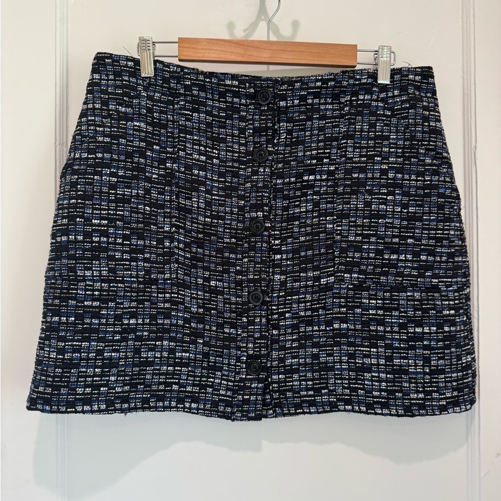 Banana Republic Black and White A-Line Mini Skirt